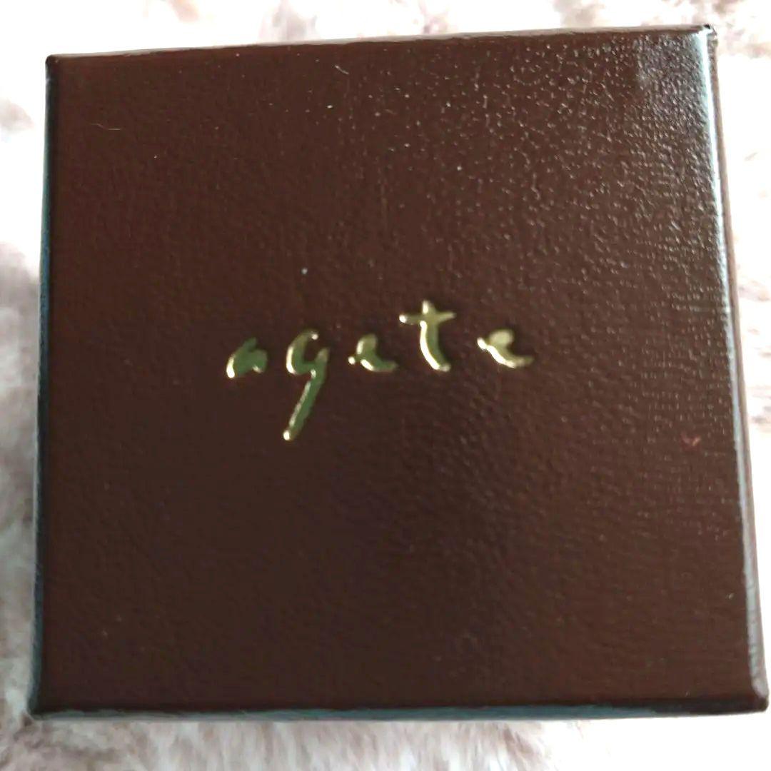 agete エメラルドチャーム