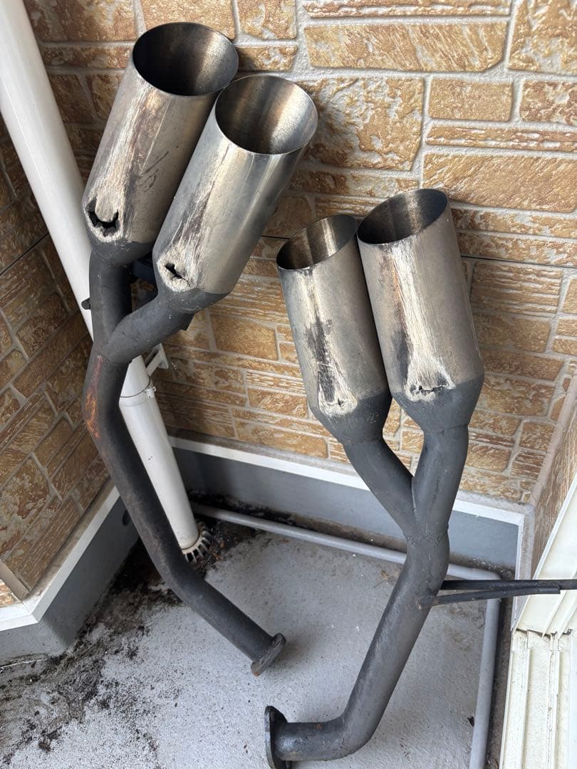 30アルファード　爆音皇帝　ハス切り4本出しマフラー