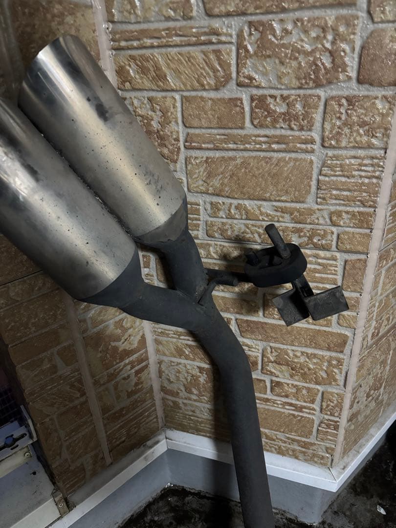 30アルファード　爆音皇帝　ハス切り4本出しマフラー