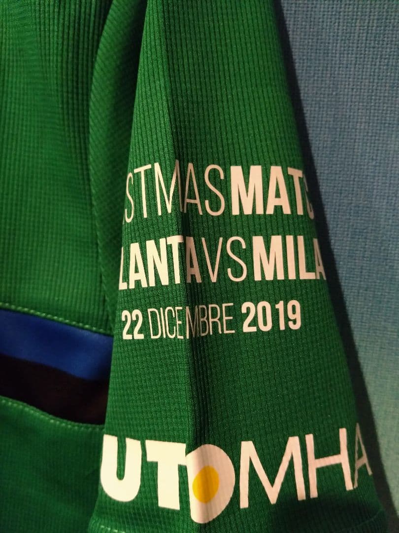 アタランタ　限定ユニフォーム　新品タグ付き