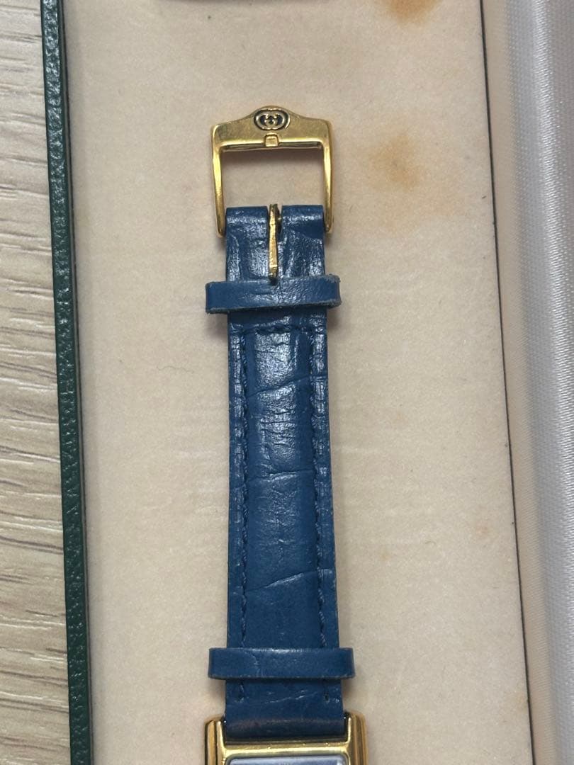 グッチ　レディース　ブルー　腕時計　2600L