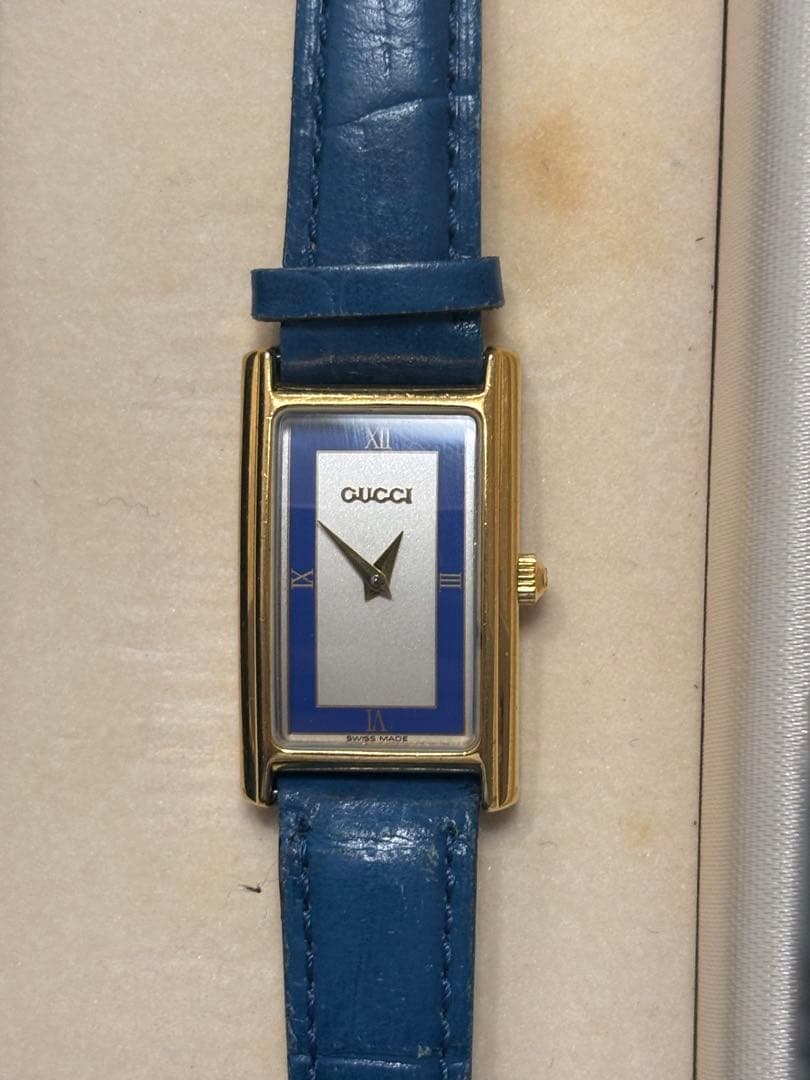 グッチ　レディース　ブルー　腕時計　2600L