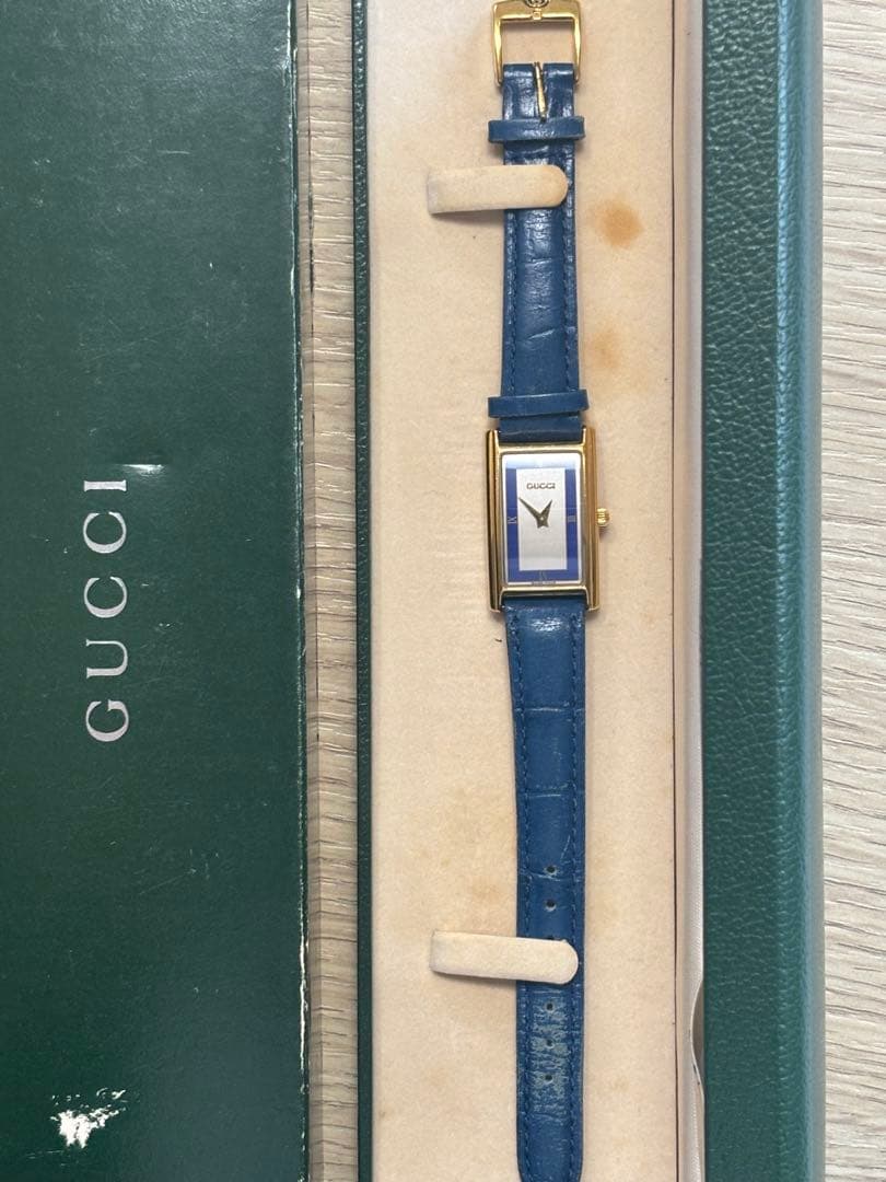 グッチ　レディース　ブルー　腕時計　2600L