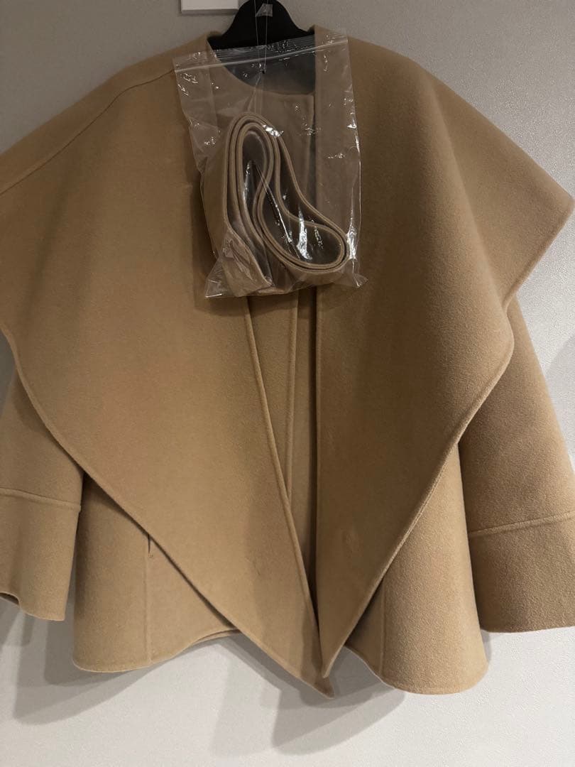 【完売品⭐︎試着のみ美品】リバーウールミドルマフラーコート　ベージュanuans