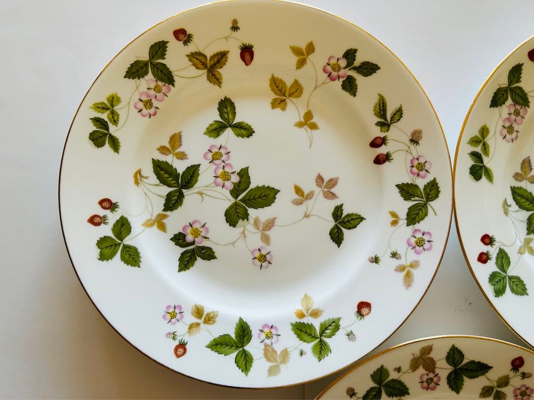 ウェッジウッド　ワイルドストロベリー　黒壺プレート5枚