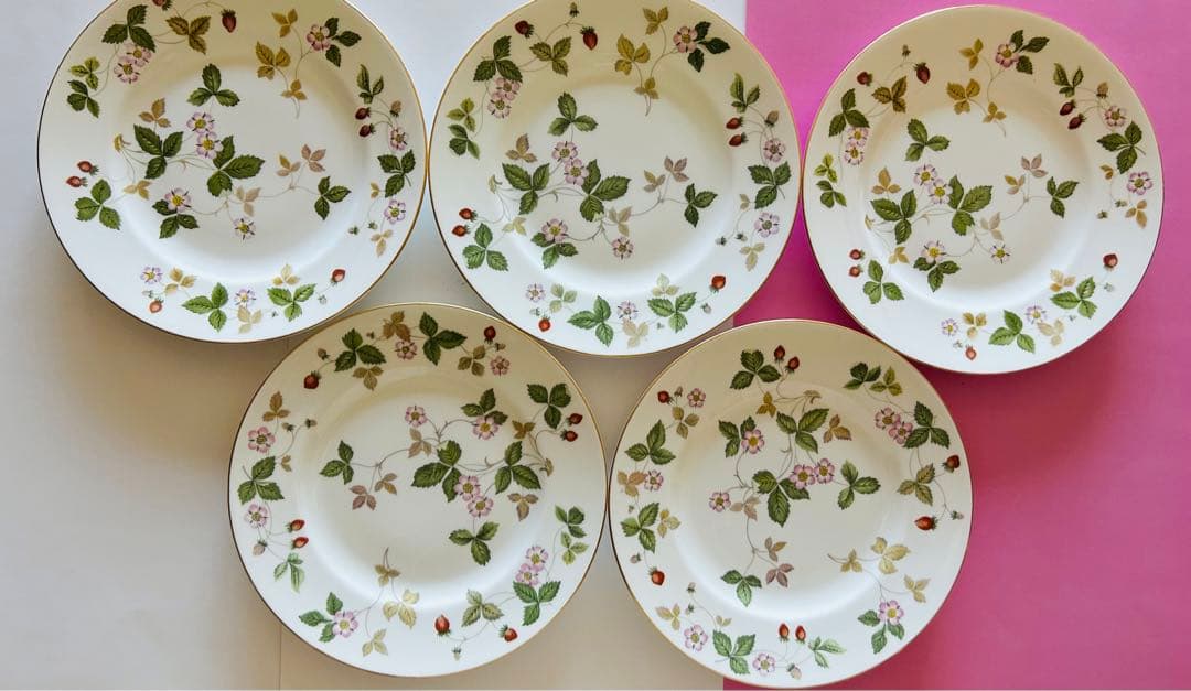 ウェッジウッド　ワイルドストロベリー　黒壺プレート5枚