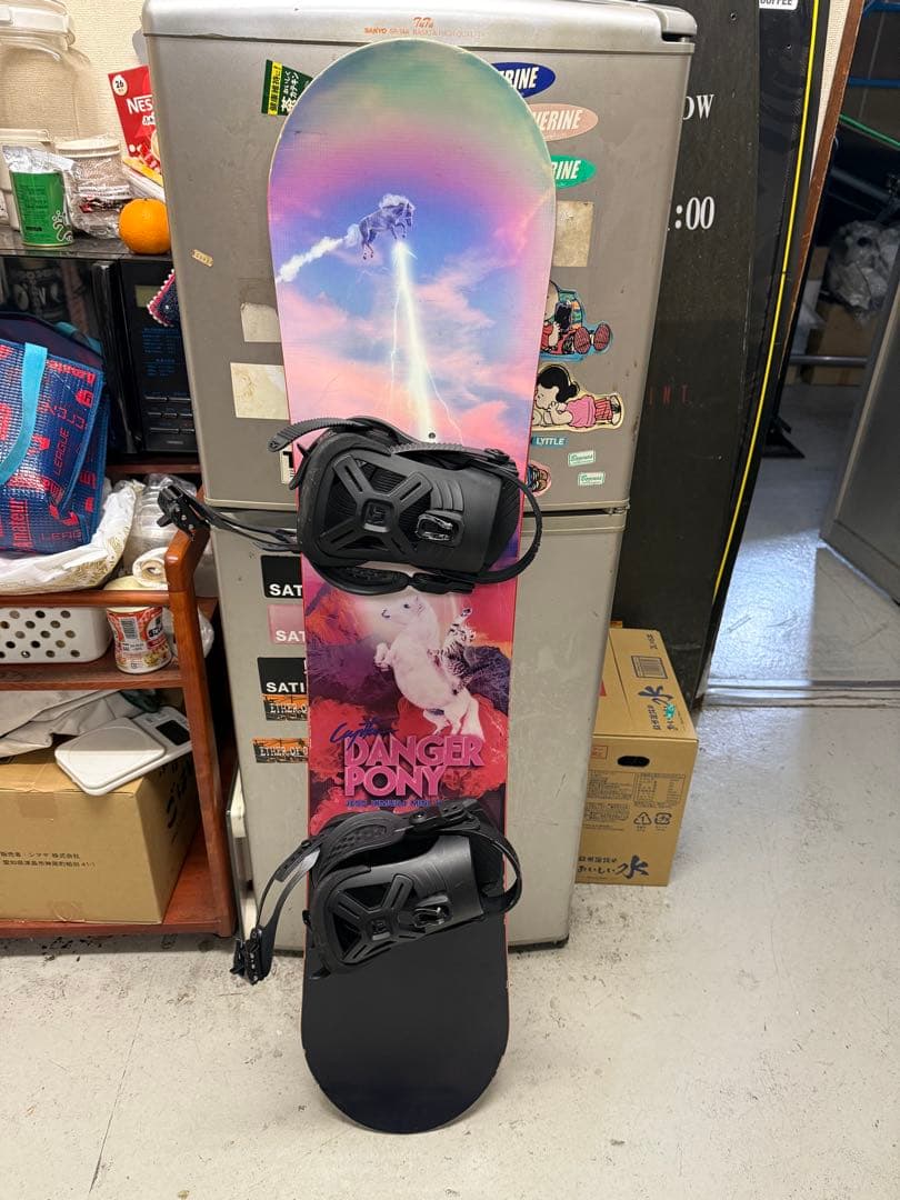 CAPITA DANGERPONY 120cm union付き kidsボード