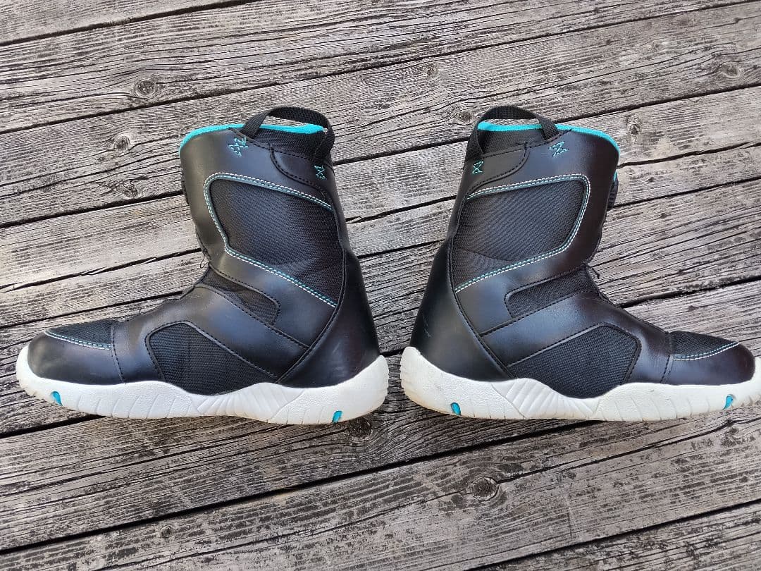 子供用 スノーボード3点セット DUB 130 新品ビン BOAブーツ 25cm