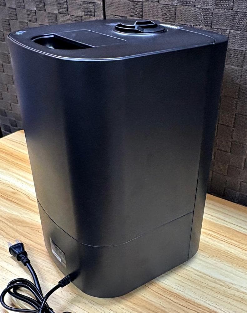 未使用品　アイリスオーヤマ　上給水型ハイブリッド式加湿器　UHK-500