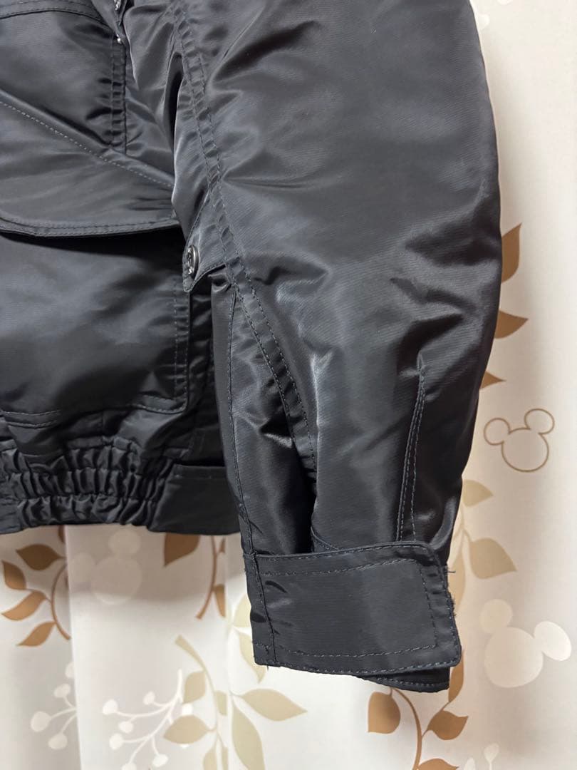 ✨新品未使用品✨YELLOWCORN ブラックジャケット　秋　冬　刺繍ロゴ　M