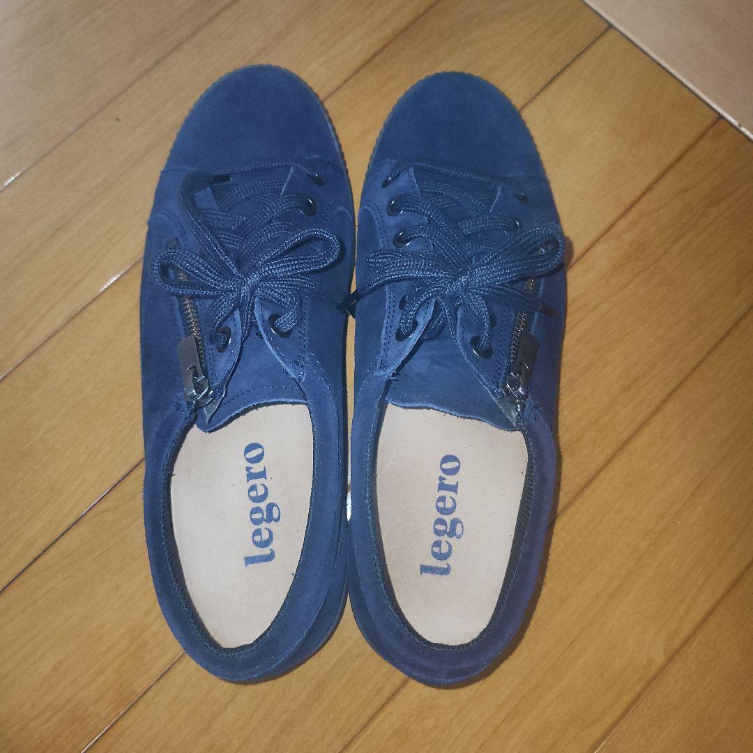 legero ネイビー スエードスニーカー