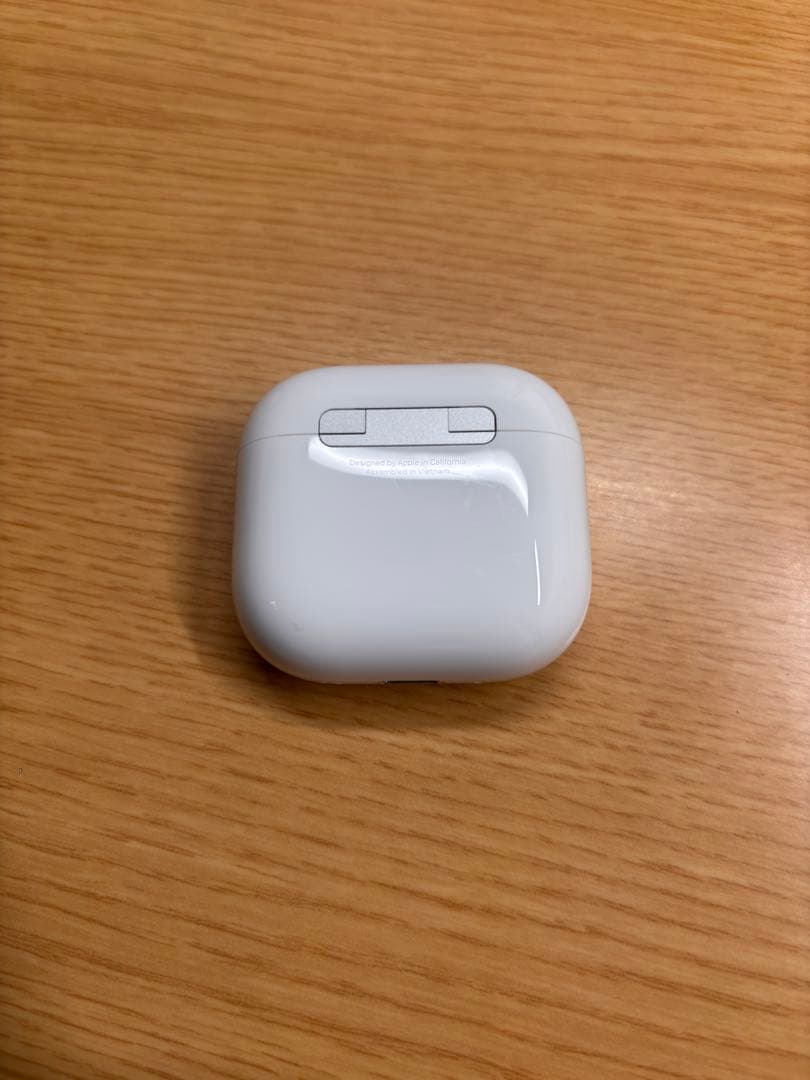 らいら様AirPods 4 （ANC搭載）　（iFaceケース&イヤーピース付）