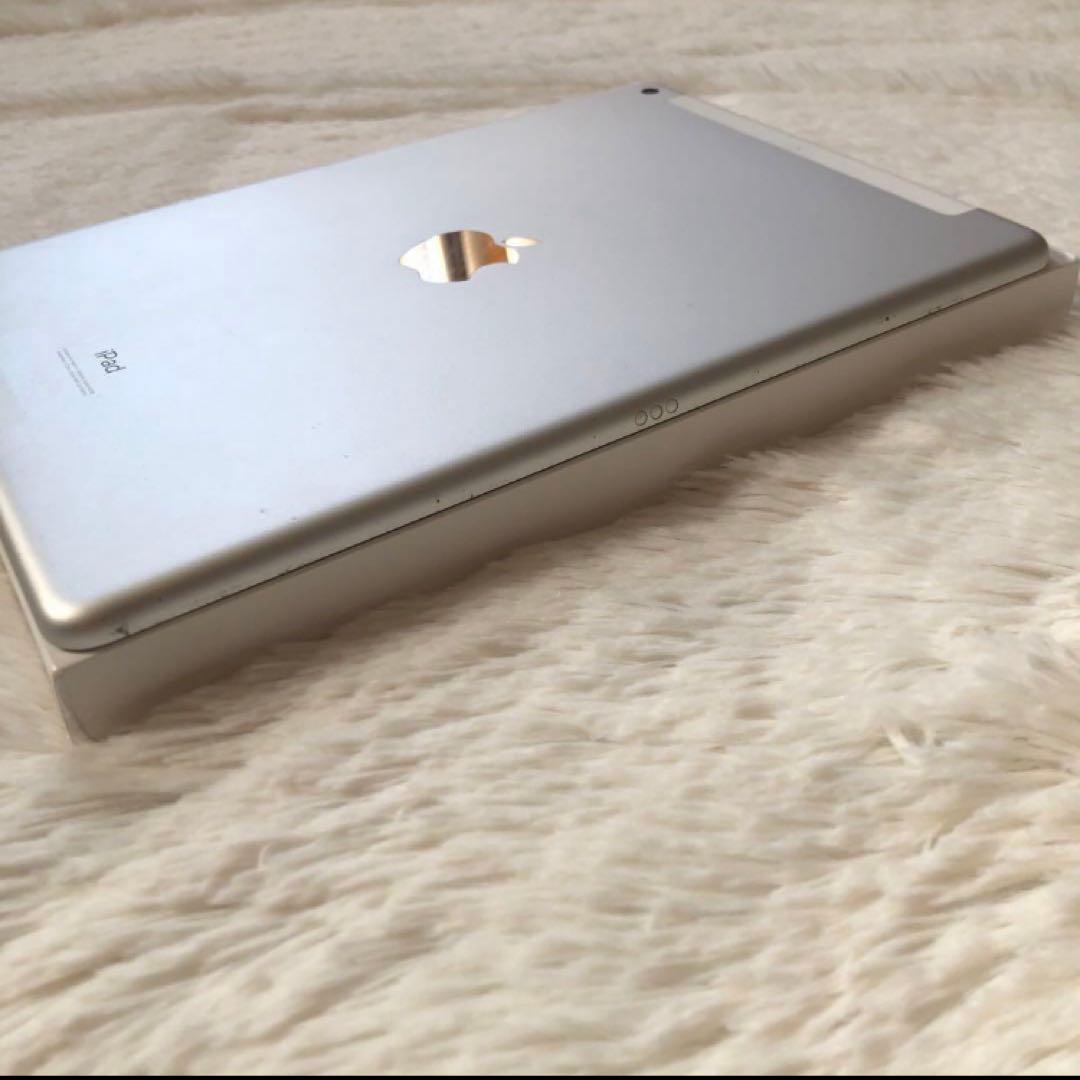 【1台限定】iPad 第7世代 32GB SIMフリー 【すぐ発送】 【付属品】