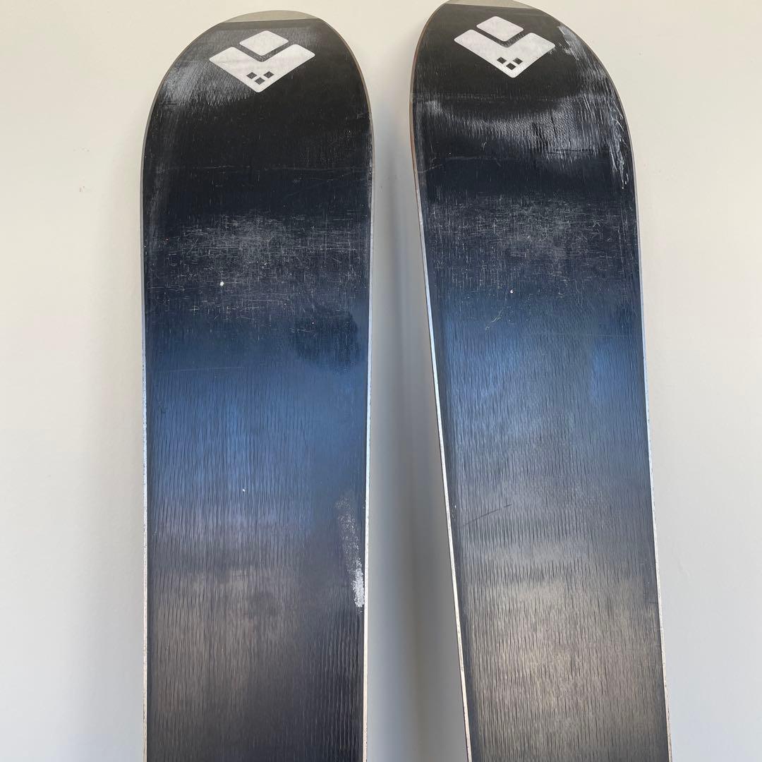 Vector glide ADDICT スキー