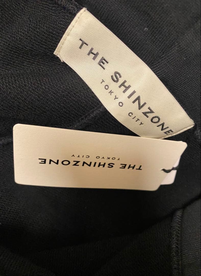 【新品未使用タグ付き】THE SHINZONE PLENTY HOODIE