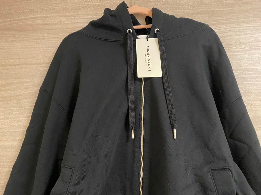 【新品未使用タグ付き】THE SHINZONE PLENTY HOODIE