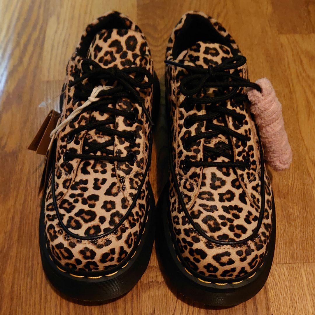 Dr.Martens ヒョウ柄厚底シューズ