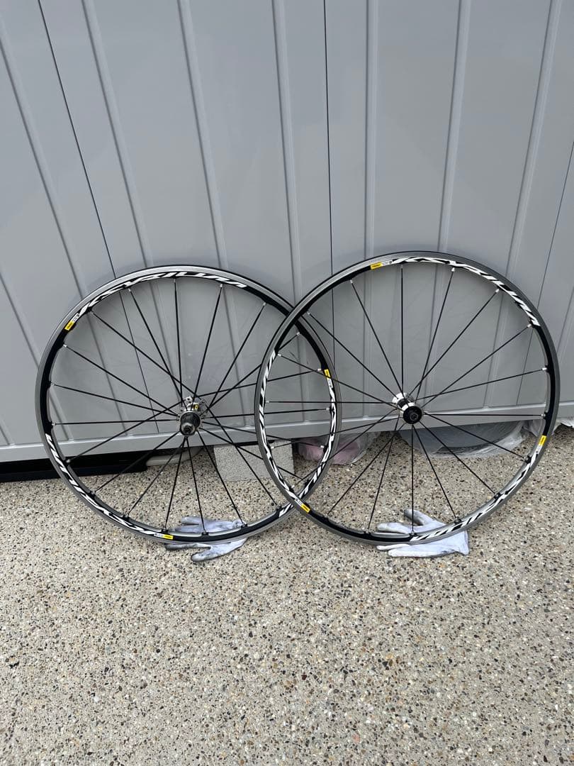 MAVIC KSYRIUM ELITE S 軽量ホイール