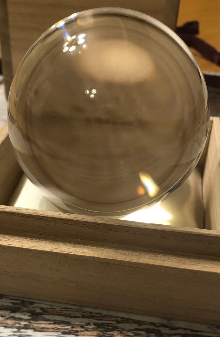 無色透明　天然水晶玉