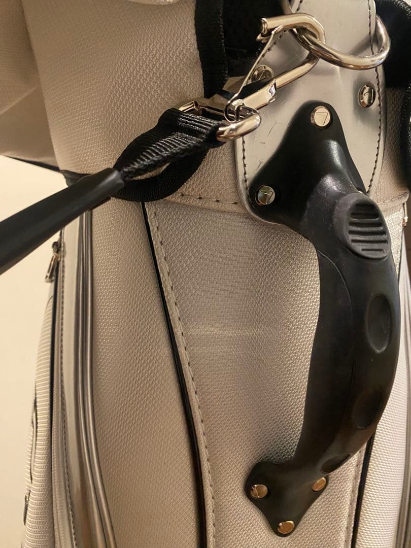 ナオヤ　　　美品！　Callaway キャディバッグ ホワイト