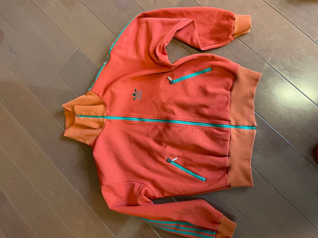adidas ジャージ　日本製　デサント　レトロ　レア　サイズM〜Ｌ　美中古