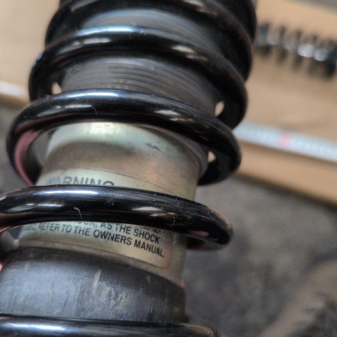 スポーツスターオーリンズリヤショックサス 車高調 365mm穴間