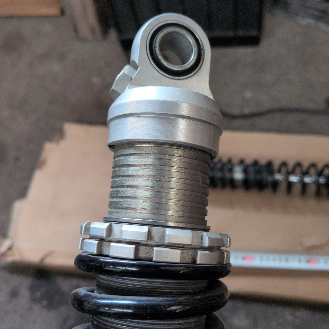 スポーツスターオーリンズリヤショックサス 車高調 365mm穴間