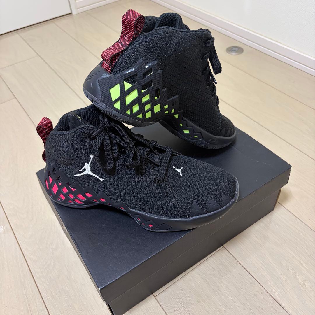 ジョーダン ジャンプマン ダイアモンド ローバスケットボールシューズ