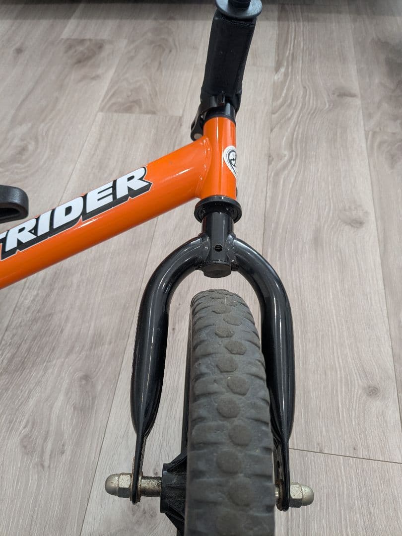 STRIDER SPORT 12 オレンジ グリーン(ショルダーベルト付き)