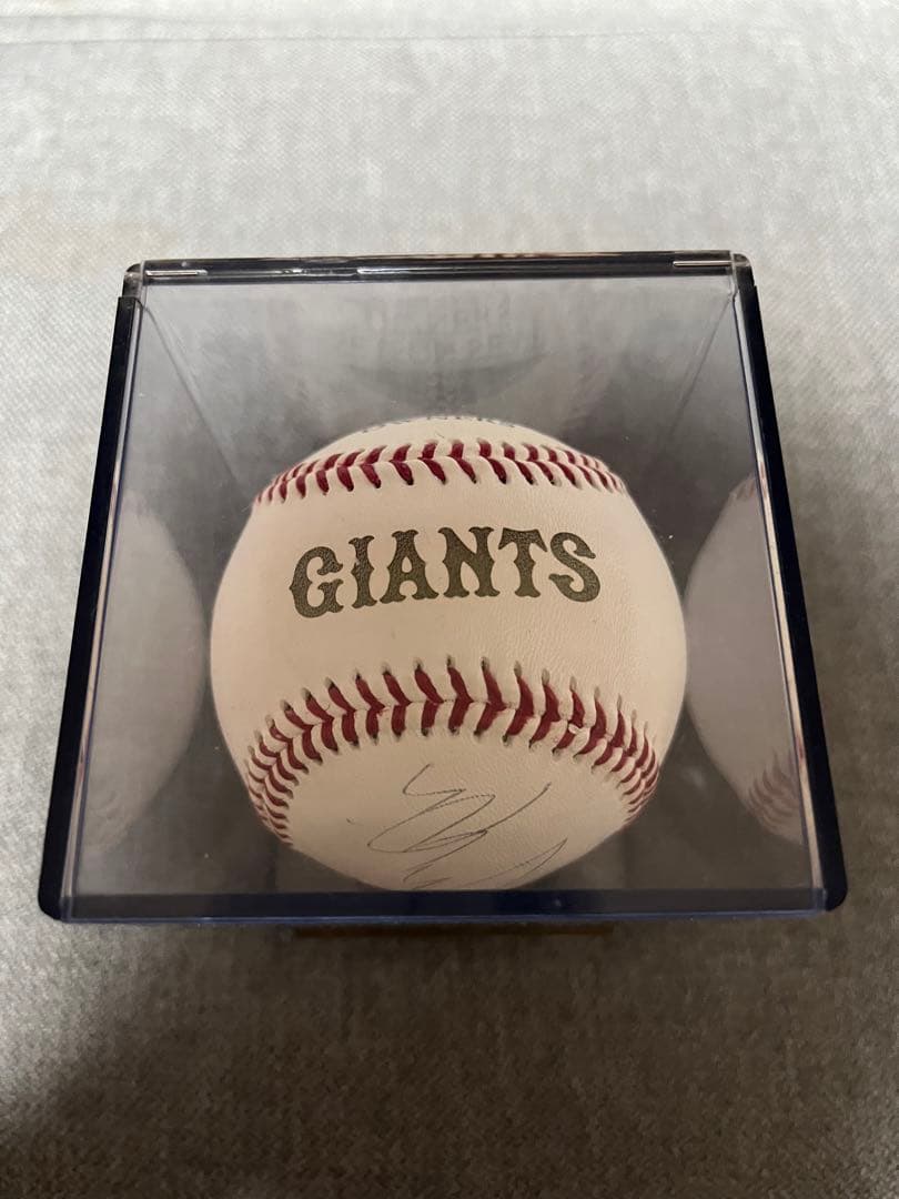 読売ジャイアンツ　亀井義行　シーズンシートオーナー　直筆サインボール　巨人