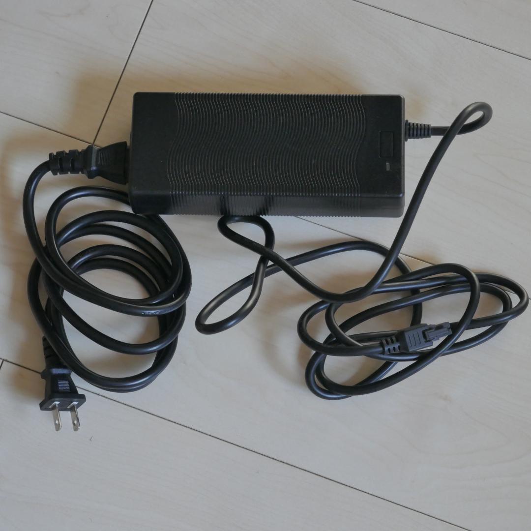 MOZA R5 ハンドルコントローラ