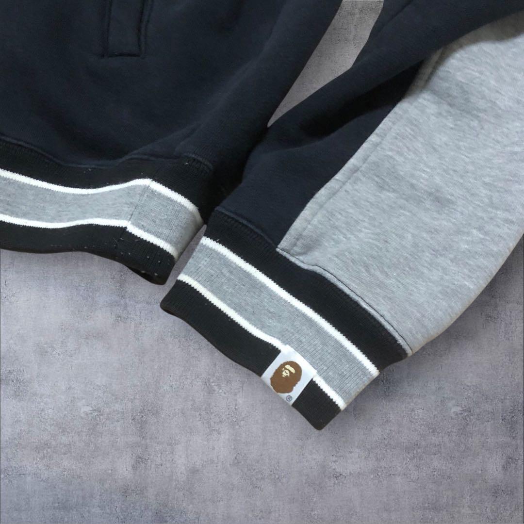 A BATHING APE アベイシングエイプ　スウェット　スタジャン　猿タグ