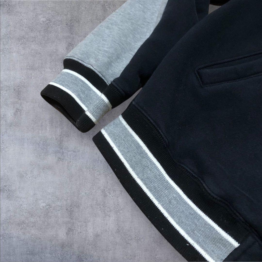 A BATHING APE アベイシングエイプ　スウェット　スタジャン　猿タグ