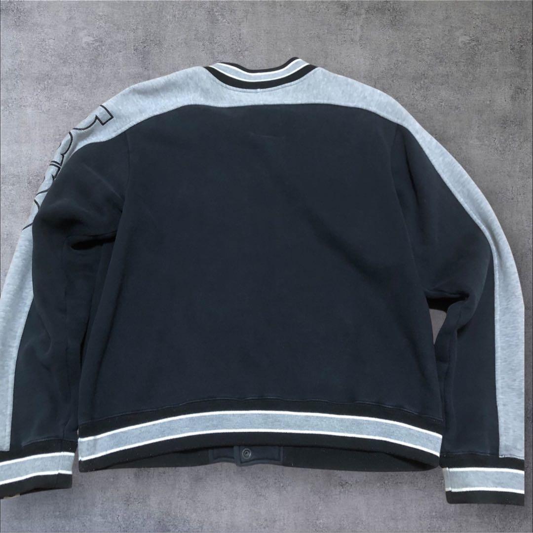 A BATHING APE アベイシングエイプ　スウェット　スタジャン　猿タグ