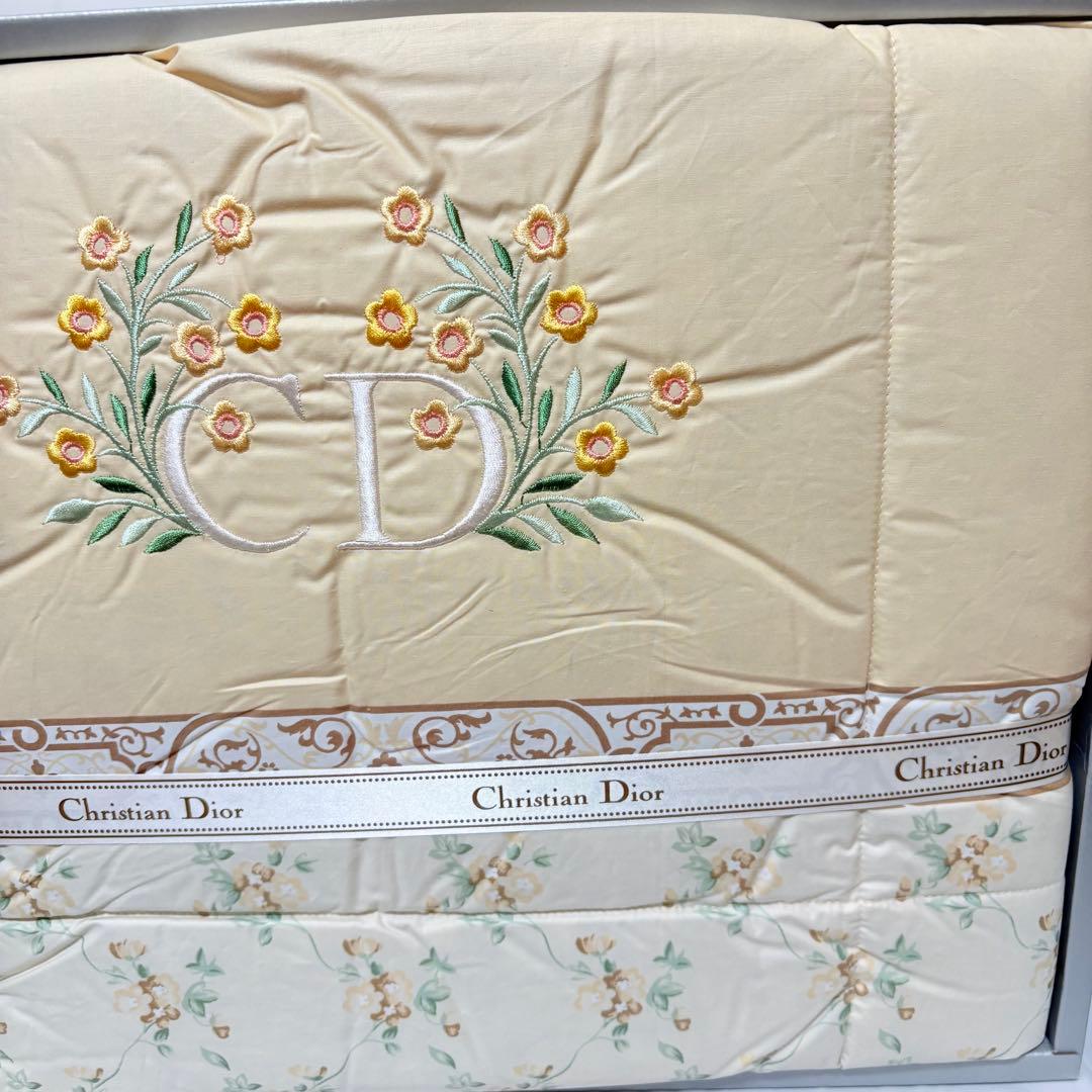 Christian Dior ダウンケット　CDロゴ花柄　　150×200cm