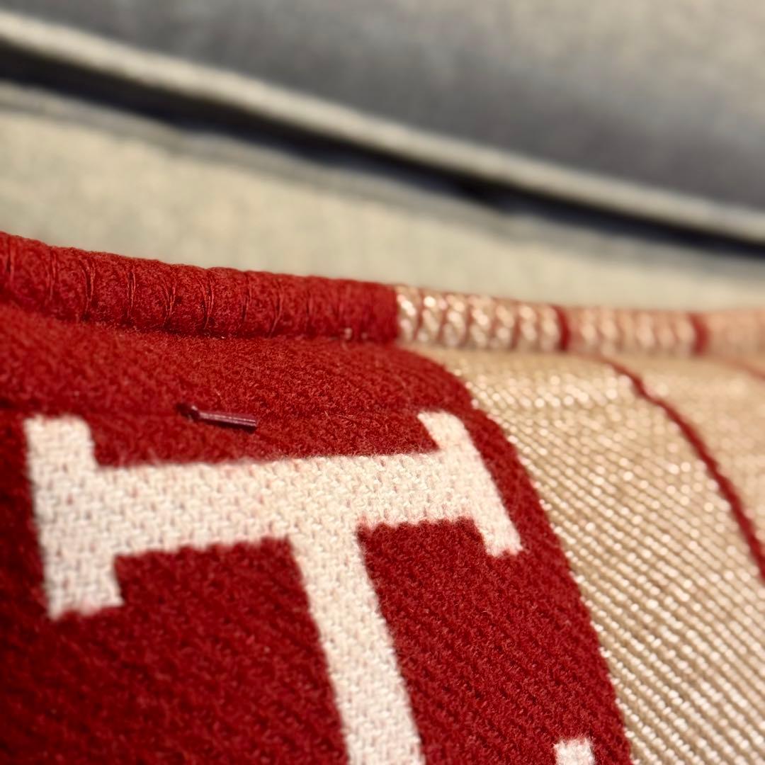 HERMES エルメス アヴァロン III クッション PM