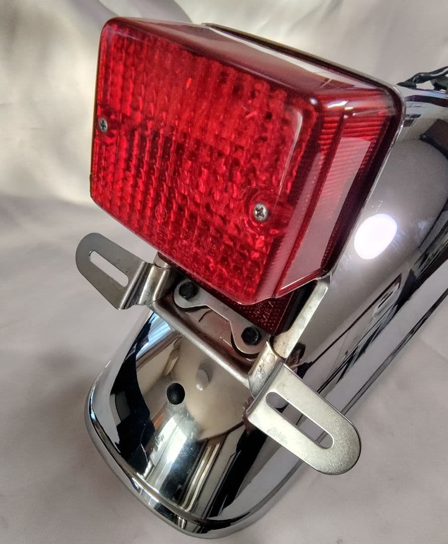 SR400 リアフェンダー　純正