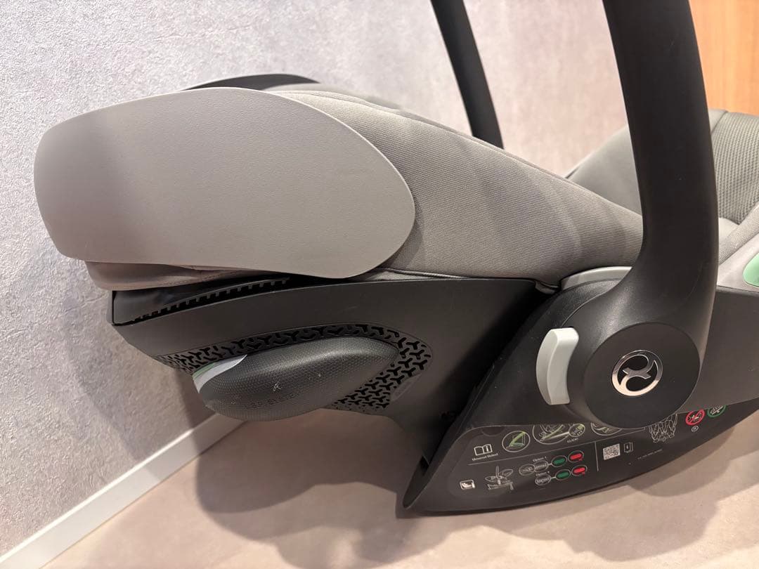 cybex Cloud G i-Size ラバグレー プラス トラベルシステム