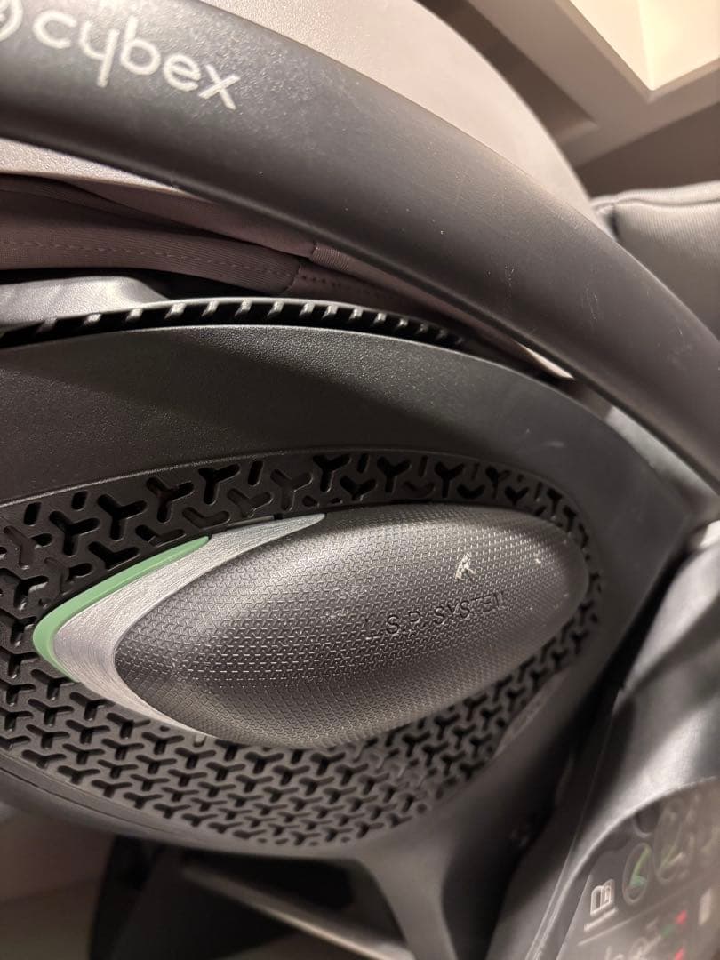 cybex Cloud G i-Size ラバグレー プラス トラベルシステム