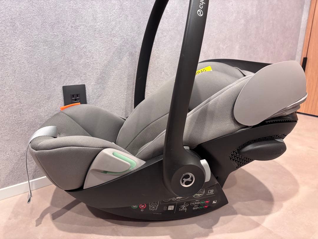 cybex Cloud G i-Size ラバグレー プラス トラベルシステム