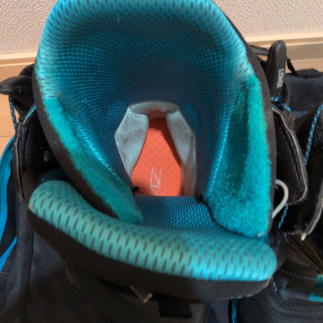 スノーボードブーツ(男性用) 黒と青