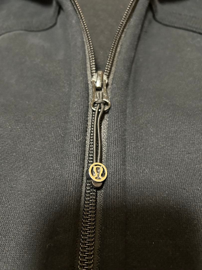 lululemon Scubaフルジップフーディ　黒