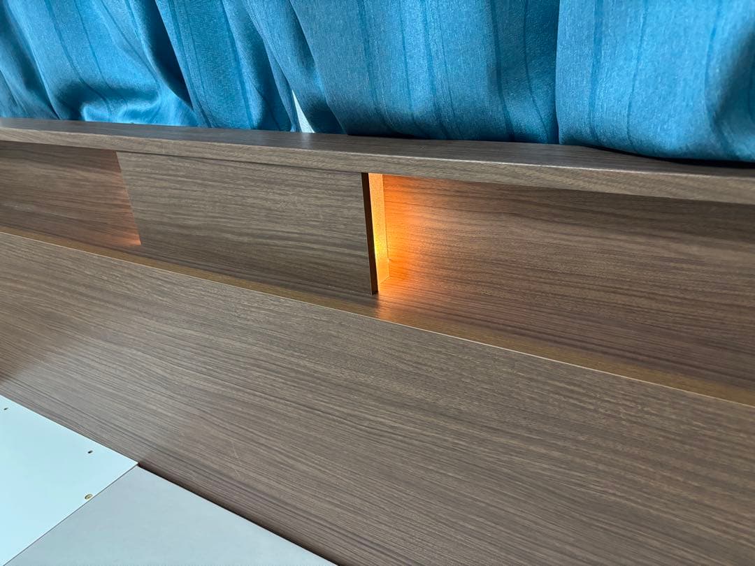 NITORI クイーン ベッドフレーム＋マットレス(Nスリープ プレミアム)