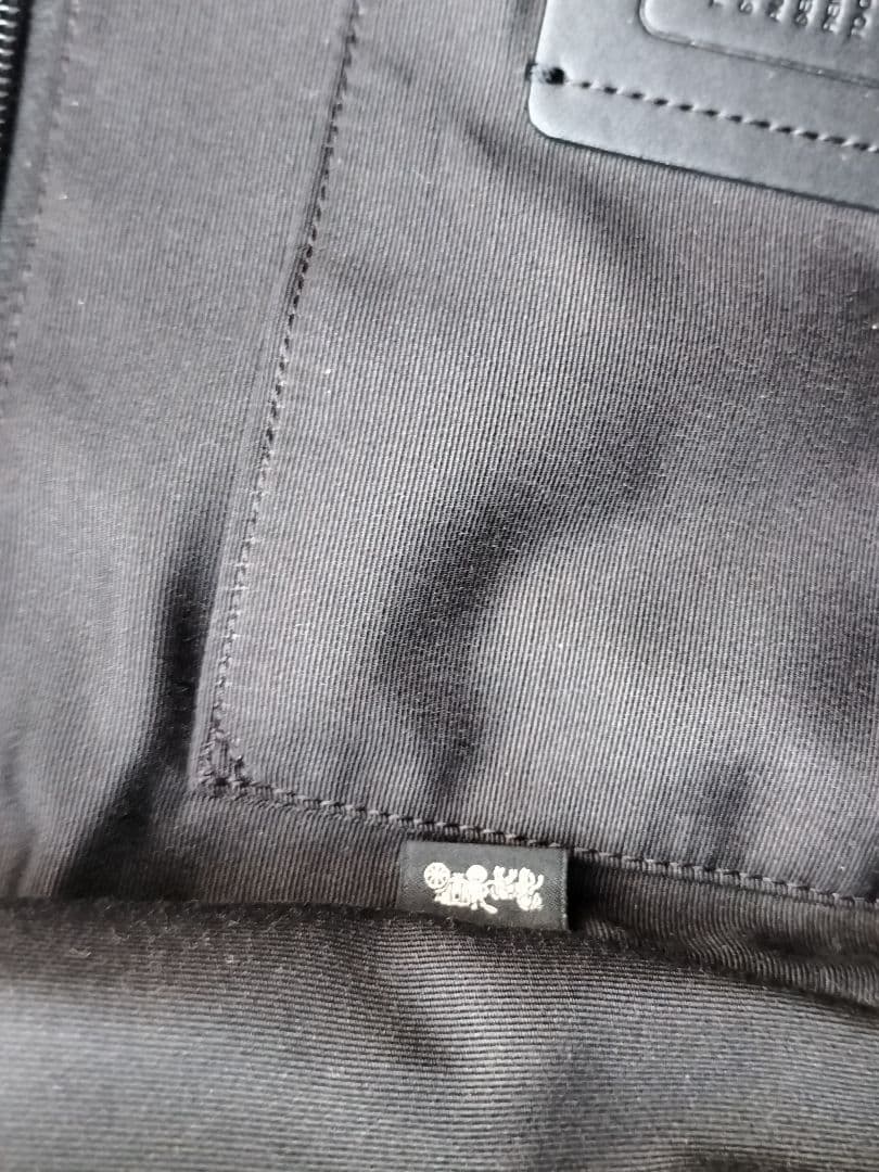 アパレル販売のエビス丸　COACH リュック　レザー　ブラック