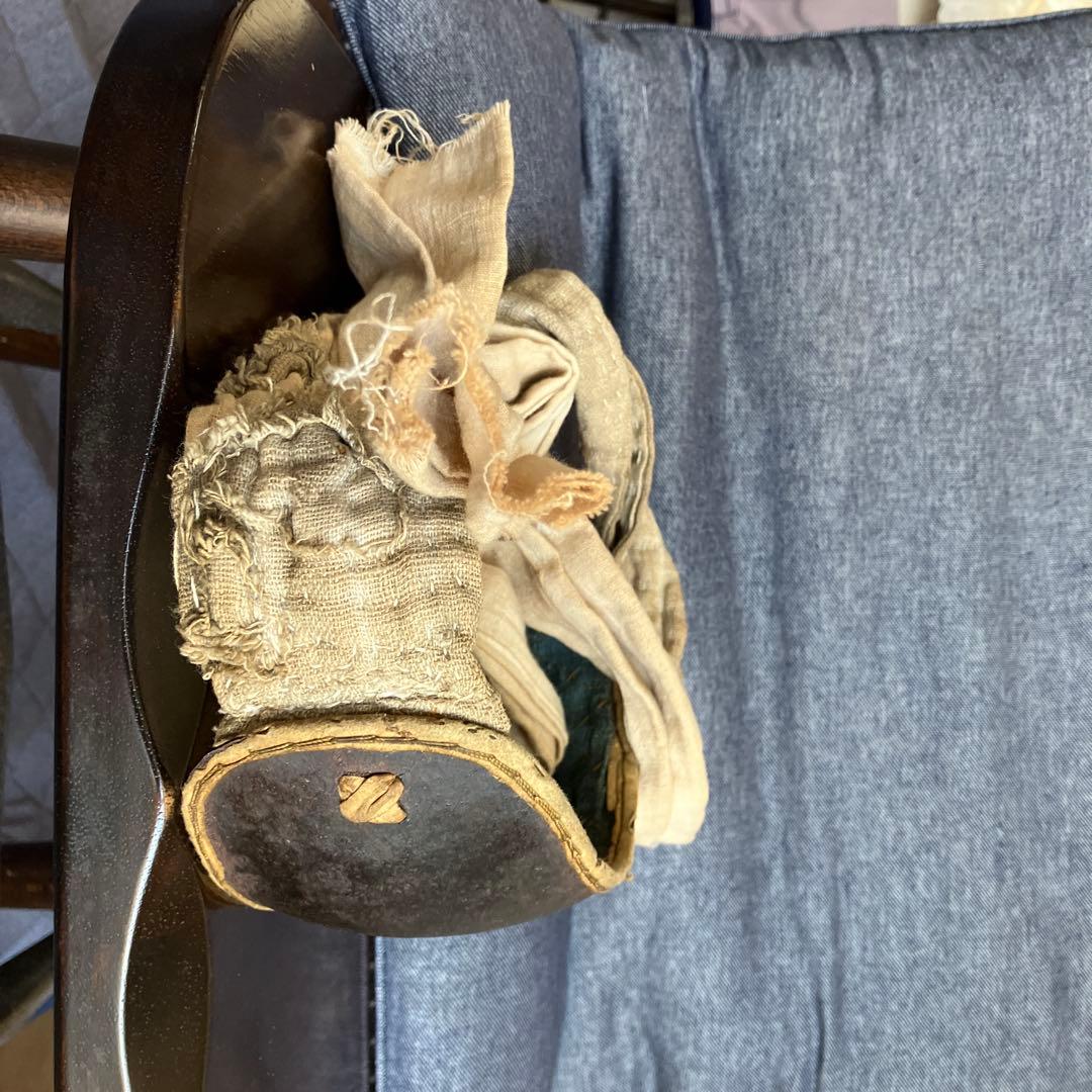 最終値下げ　鎧・甲冑　桐箱付きの鐵味良い本歌の鉢金　 額当て