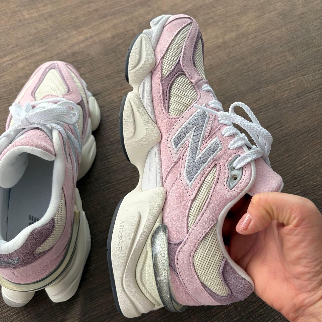 【美品】ニューバランス U9060LBC ピンク 24cm スニーカー
