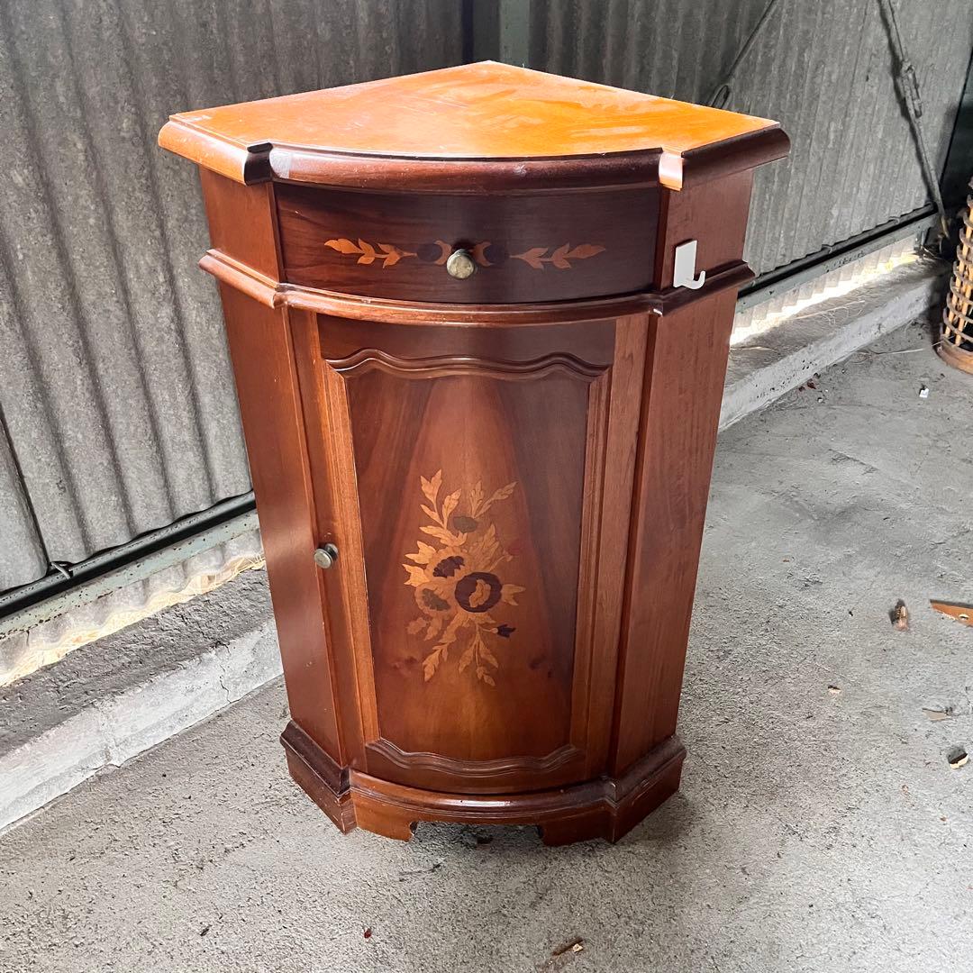 【美品】イタリア製 象嵌細工 コーナー キャビネット