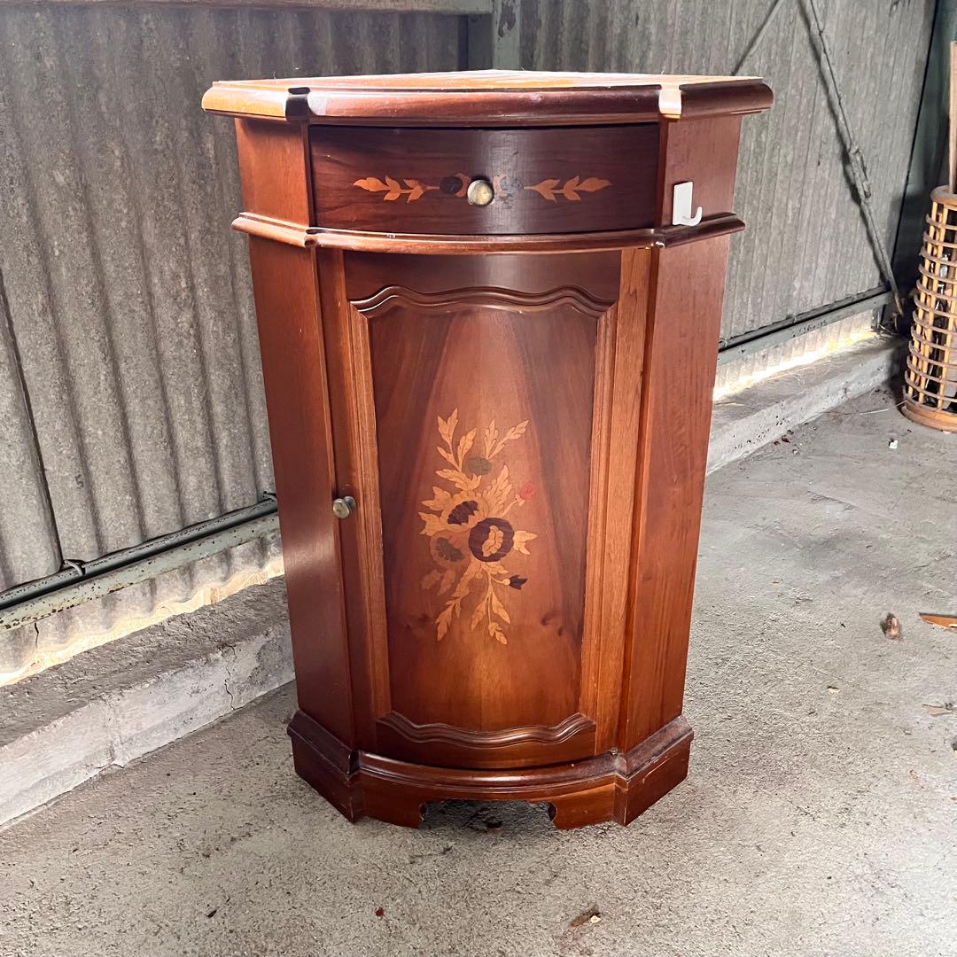 【美品】イタリア製 象嵌細工 コーナー キャビネット