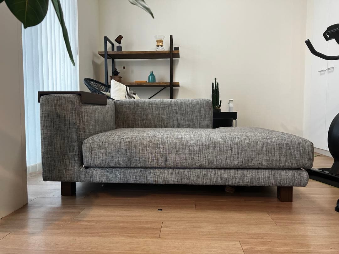 NOYES Decibel Standard 2人掛けソファ