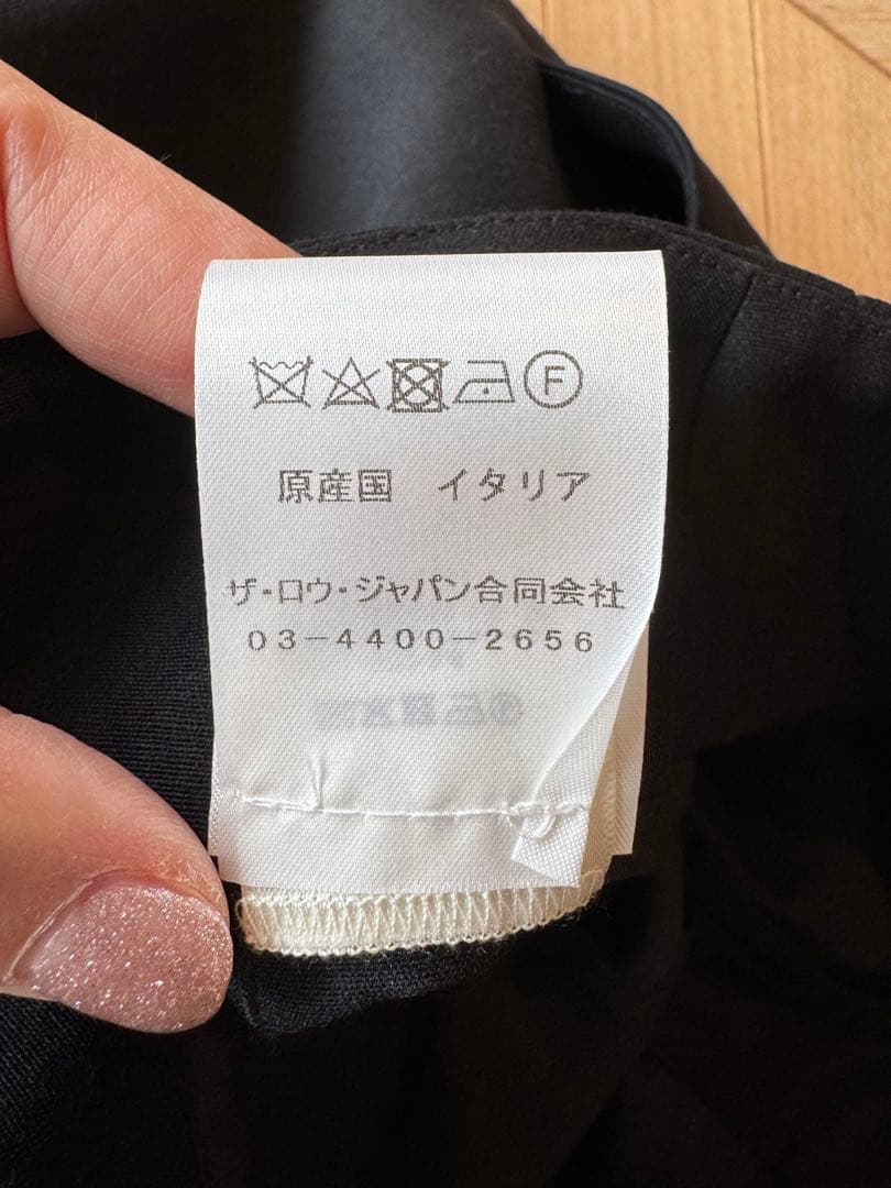 THE ROW ブラック ハーフパンツ